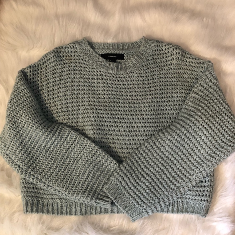 Forever 21 sweater 🧚🏽‍♀️